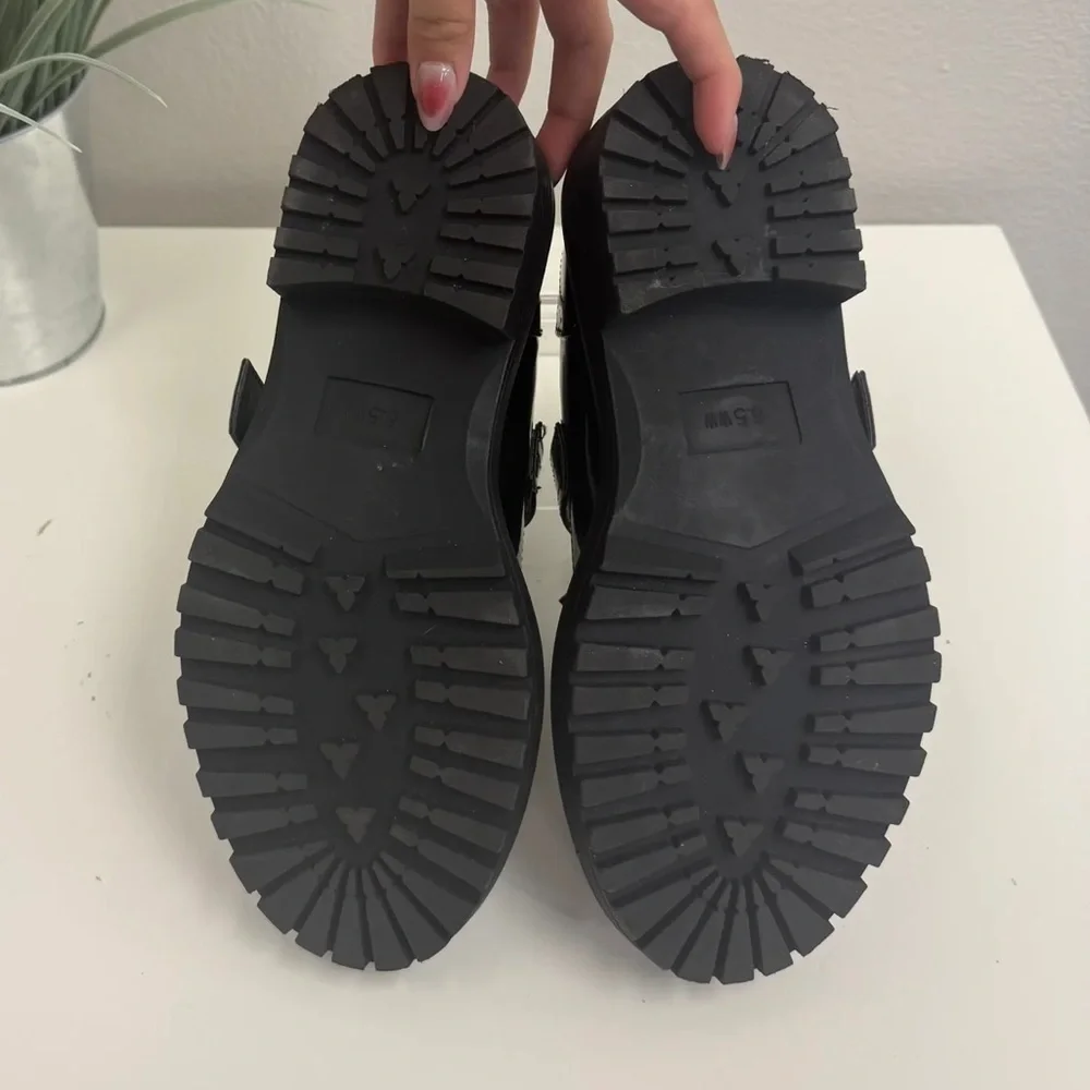 torrid Black Patent Mary Jane Lug Sole Shoes - Picture 5 of 6